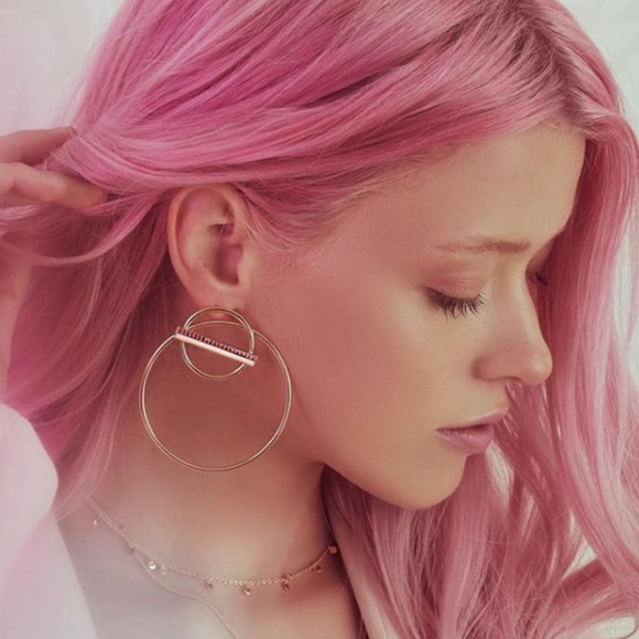 Elizabeth Stone Gold Plated Brass Earrings - NWT - Picture 3 of 4